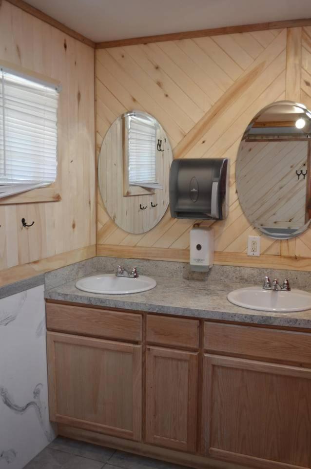 摩押 Ok Rv Park Family Tipi Ok1酒店 外观 照片